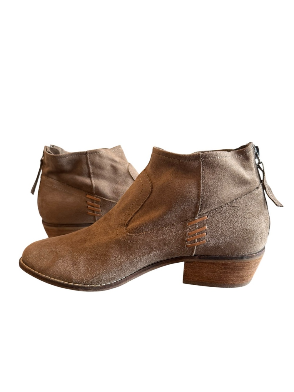 Dolce Vita Vegan Suede Ankle Booties Taupe Brown Stacked Heel Western Shoes Sz 9 - Picture 3 of 8